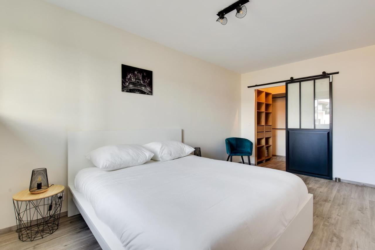 Apartamento Appart Cosy Quartier Calme Hyper Centre Parking Magny-le-Hongre Exterior foto
