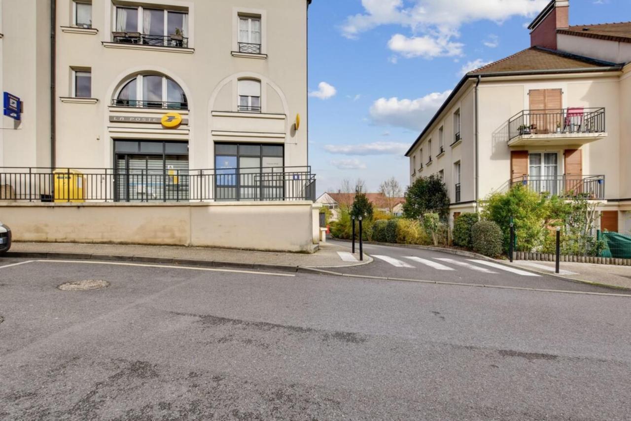 Apartamento Appart Cosy Quartier Calme Hyper Centre Parking Magny-le-Hongre Exterior foto